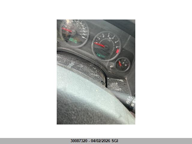 30087320 :رقم المزاد ، 1J8FF47W37D205429 vin ، 2007 Jeep Compass مزاد بيع