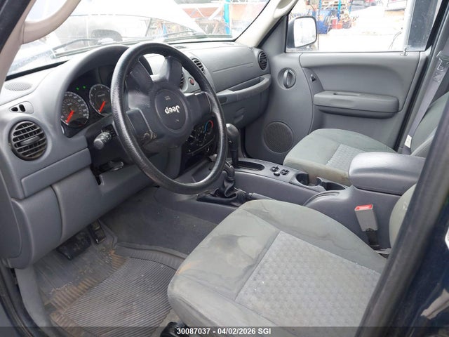 30087037 :رقم المزاد ، 1J4GL48K45W670927 vin ، 2005 Jeep Liberty Sport مزاد بيع