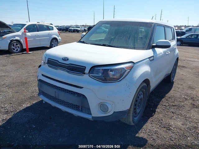 30087370 :رقم المزاد ، KNDJP3A56J7575871 vin ، 2018 Kia Soul + مزاد بيع