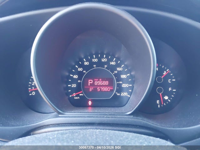 30087370 :رقم المزاد ، KNDJP3A56J7575871 vin ، 2018 Kia Soul + مزاد بيع