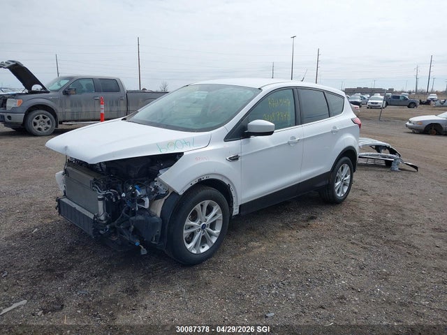 1FMCU9GDXKUB35010 Ford ESCAPE SE