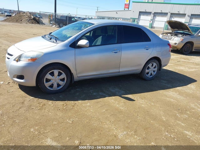 30087553 :رقم المزاد ، JTDBT923371165752 vin ، 2007 Toyota Yaris مزاد بيع