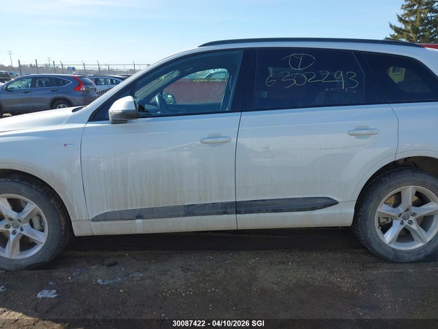 WA1WAAF77JD030361 Audi Q7 Technik S-line