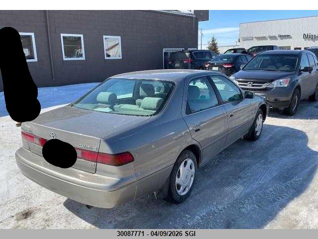1998 Toyota Camry Ce/le/xle მანქანა იყიდება აუქციონზე, vin: JT2BF22K8W0088301, აუქციონის ნომერი: 30087771