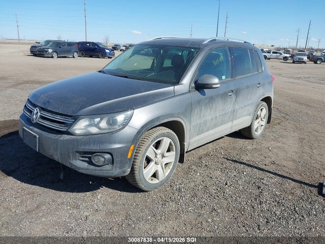 30087838 :رقم المزاد ، WVGJV3AX7DW572166 vin ، 2013 Volkswagen Tiguan S/se/sel مزاد بيع