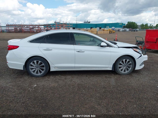 2015 Hyundai Sonata Sport/limited მანქანა იყიდება აუქციონზე, vin: 5NPE34AF1FH159418, აუქციონის ნომერი: 30087877
