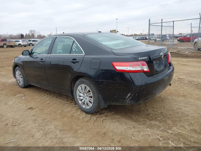 30087064 :رقم المزاد ، 4T1BF3EK0BU169171 vin ، 2011 Toyota Camry Se/le/xle مزاد بيع