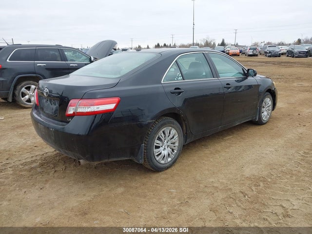 30087064 :رقم المزاد ، 4T1BF3EK0BU169171 vin ، 2011 Toyota Camry Se/le/xle مزاد بيع