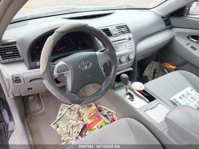 30087064 :رقم المزاد ، 4T1BF3EK0BU169171 vin ، 2011 Toyota Camry Se/le/xle مزاد بيع
