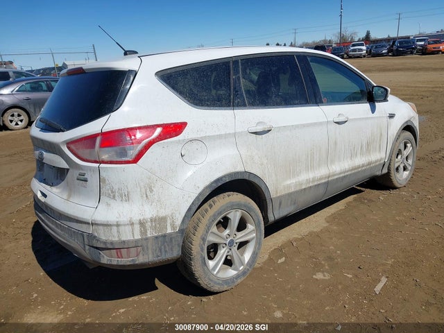 1FMCU9GX1EUB02900 Ford ESCAPE SE