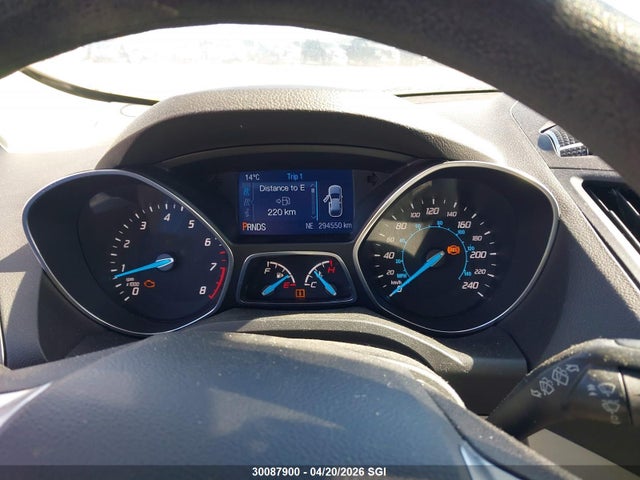 1FMCU9GX1EUB02900 Ford ESCAPE SE