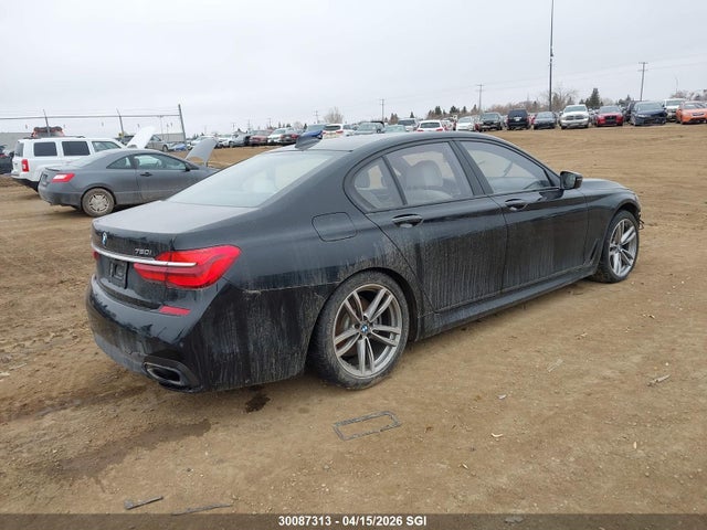30087313 :رقم المزاد ، WBA7B0C56JG527353 vin ، 2018 Bmw 750i Xdrive مزاد بيع
