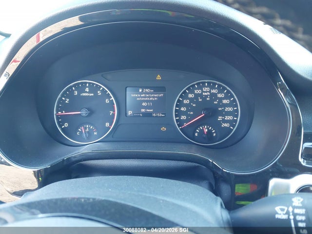 KNDEUCAAXM7216048 KIA SELTOS S