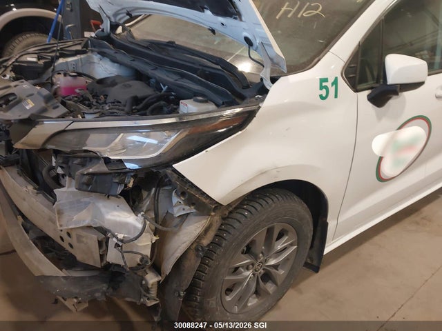 30088247 :رقم المزاد ، 5TDGRKEC8NS075617 vin ، 2022 Toyota Sienna Le/xle/xse/limited/platin مزاد بيع