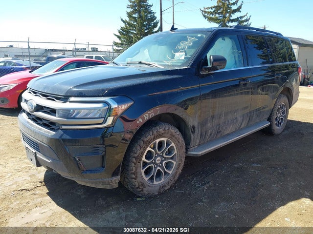 1FMJU1J84PEA66384 Ford Expedition Xlt