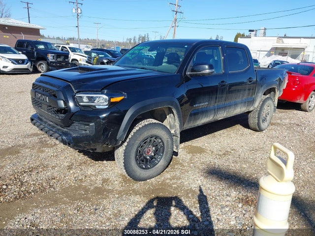3TYCZ5AN1NT068231 Toyota Tacoma Double Cab/sr/sr5/trd Spo