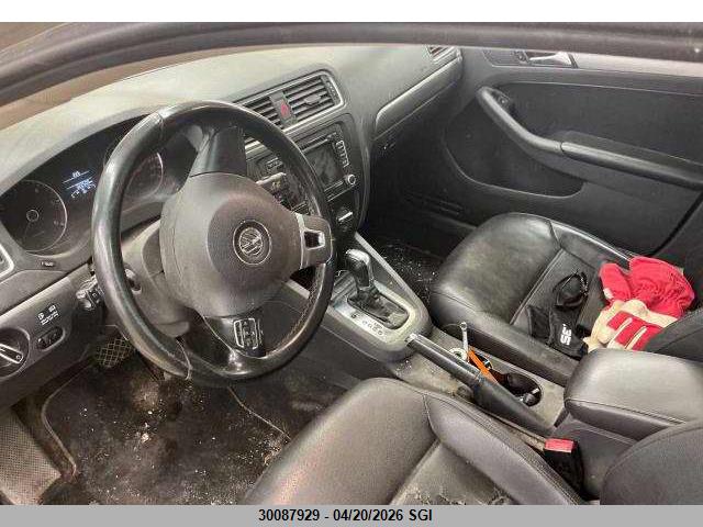 30087929 :رقم المزاد ، 3VWLL7AJ4DM204109 vin ، 2013 Volkswagen Jetta Tdi مزاد بيع