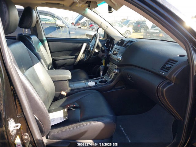 2011 Toyota Highlander Se მანქანა იყიდება აუქციონზე, vin: 5TDBK3EH4BS048782, აუქციონის ნომერი: 30088274