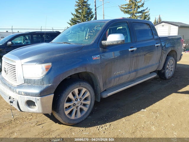 2010 Toyota Tundra Crewmax Limited მანქანა იყიდება აუქციონზე, vin: 5TFHY5F1XAX139375, აუქციონის ნომერი: 30086270
