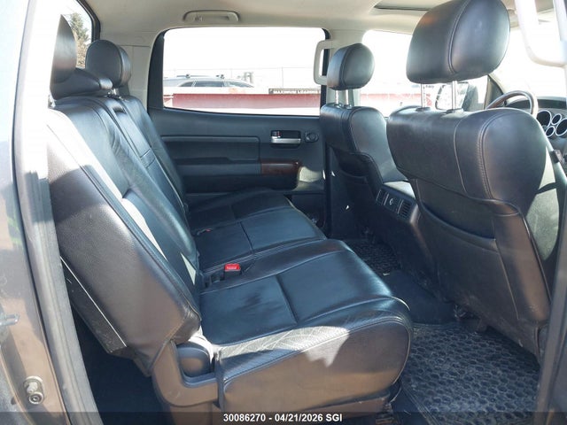 2010 Toyota Tundra Crewmax Limited მანქანა იყიდება აუქციონზე, vin: 5TFHY5F1XAX139375, აუქციონის ნომერი: 30086270