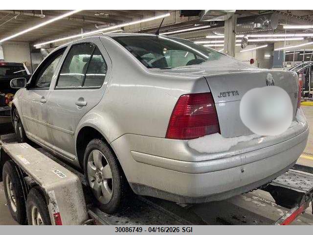 30086749 :رقم المزاد ، 3VWSA29M8YM163007 vin ، 2000 Volkswagen Jetta Gls مزاد بيع
