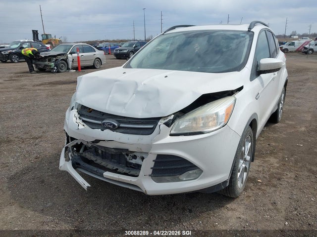 1FMCU9GX6EUD46090 Ford ESCAPE SE