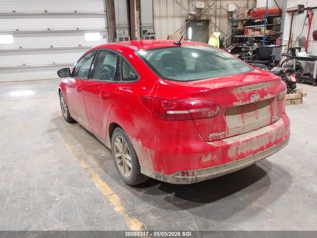 2015 Ford Focus Se მანქანა იყიდება აუქციონზე, vin: 1FADP3F28FL331901, აუქციონის ნომერი: 30088317