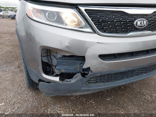 30088369 :رقم المزاد ، 5XYKTDA7XEG494288 vin ، 2014 Kia Sorento Lx مزاد بيع