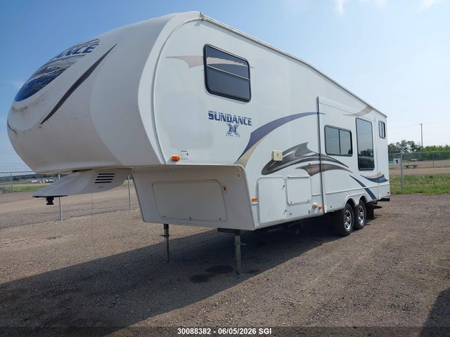 2011 Heartland Travel Trailer მანქანა იყიდება აუქციონზე, vin: 5SFSG282XBE217645, აუქციონის ნომერი: 30088382