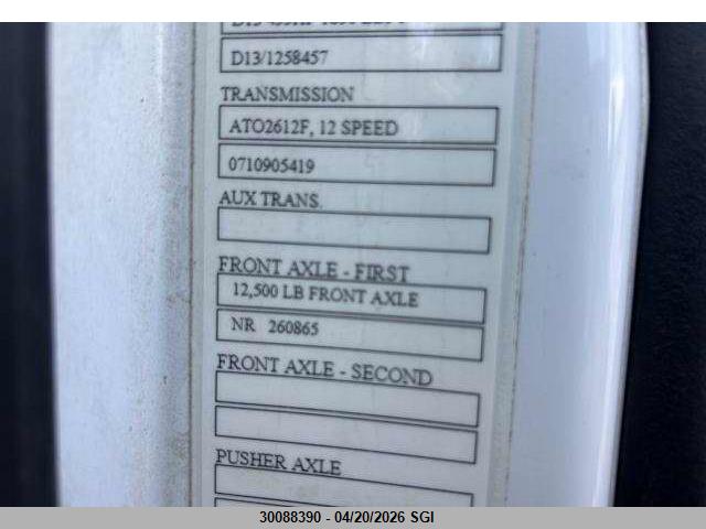 4V4NC9EH4LN260865 Volvo Vn L