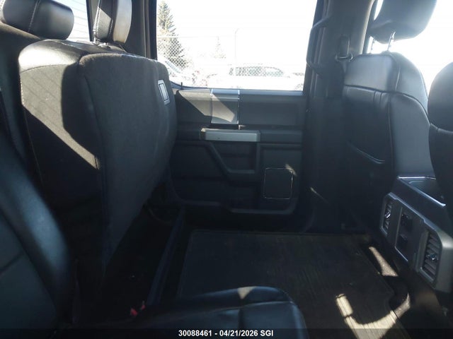 30088461 :رقم المزاد ، 1FTEW1EP5GKE88800 vin ، 2016 Ford F150 Supercrew مزاد بيع