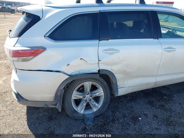 30088472 :رقم المزاد ، 5TDDKRFH4FS113260 vin ، 2015 Toyota Highlander Limited/ltd Platinum مزاد بيع
