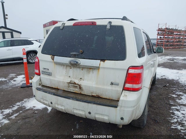 2011 Ford Escape Limited მანქანა იყიდება აუქციონზე, vin: 1FMCU9EG2BKC26233, აუქციონის ნომერი: 30088523