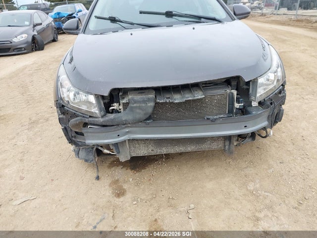 1G1PE5SB3G7103998 Chevrolet Cruze Limited Lt