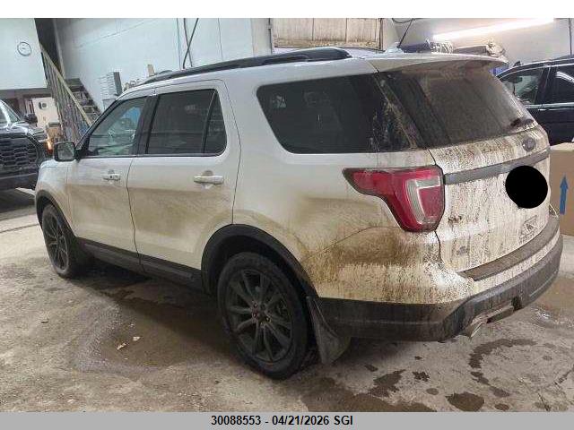 30088553 :رقم المزاد ، 1FM5K8D89JGB60817 vin ، 2018 Ford Explorer Xlt مزاد بيع
