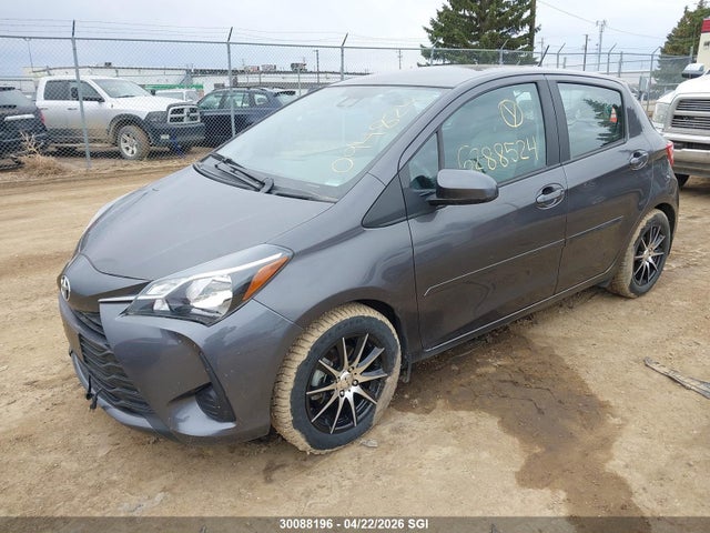 VNKKTUD3XJA094824 Toyota Yaris L/le/se