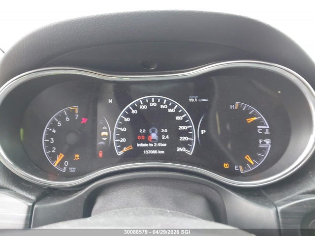 1C4RJFAG5KC596095 Jeep Grand Cherokee Laredo