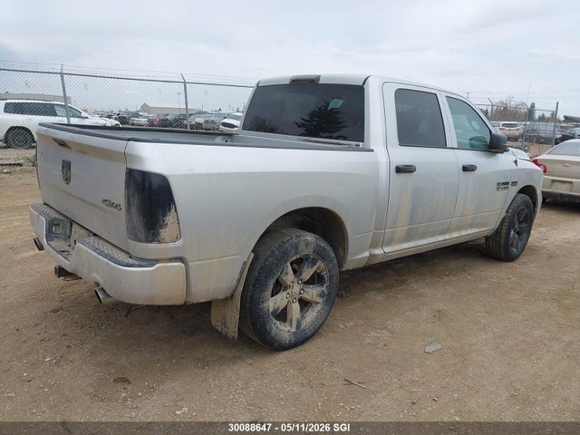 30088647 :رقم المزاد ، 3C6RR7KT6JG152091 vin ، 2018 Ram 1500 St مزاد بيع
