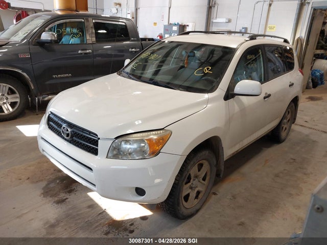 2008 Toyota Rav4 მანქანა იყიდება აუქციონზე, vin: JTMBD33V185186555, აუქციონის ნომერი: 30087301