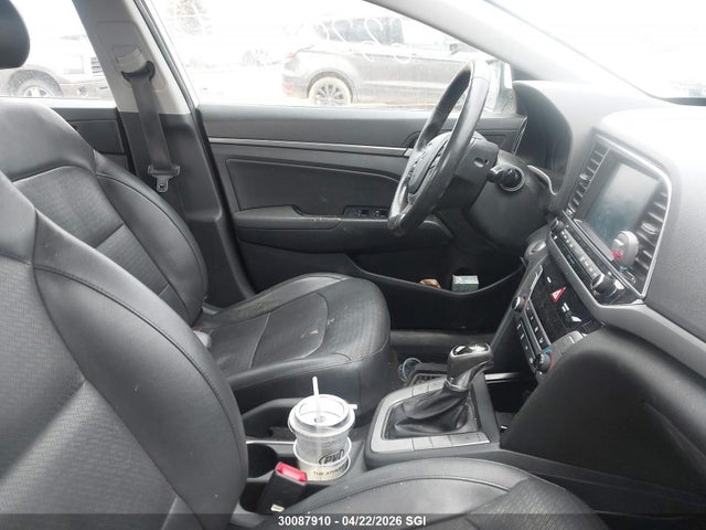 KMHD84LF7HU085940 Hyundai Elantra Limited