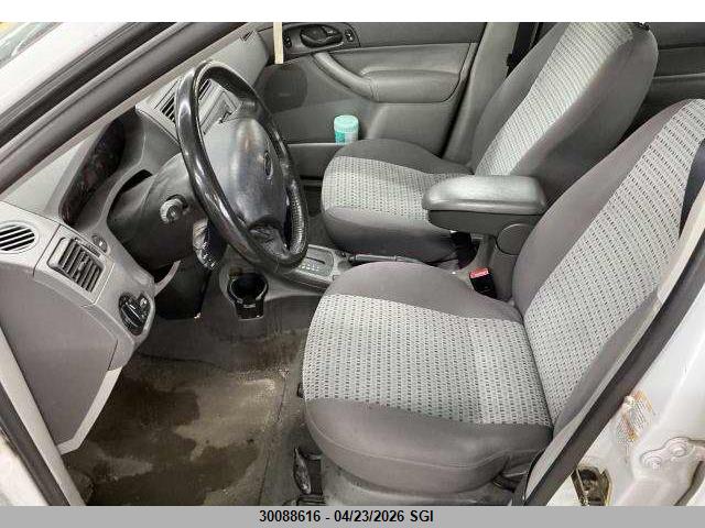 30088616 :رقم المزاد ، 1FAHP36N55W128523 vin ، 2005 Ford Focus Zxw مزاد بيع