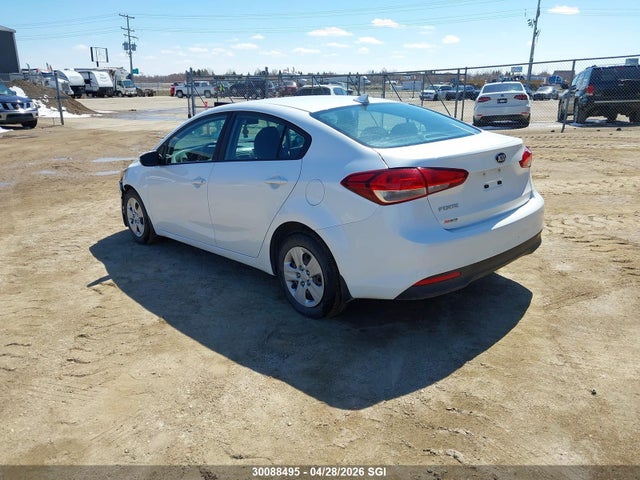 3KPFK4A78HE135530 KIA FORTE LX
