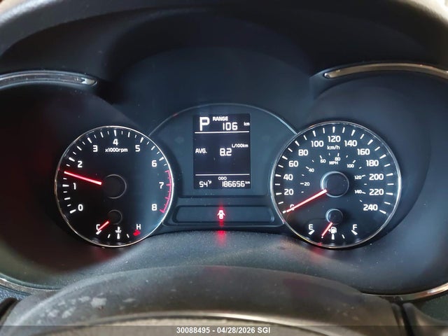 3KPFK4A78HE135530 KIA FORTE LX