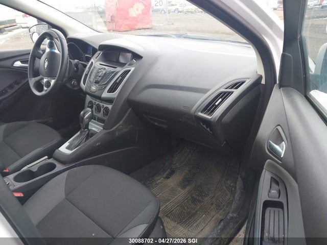 30088702 :رقم المزاد ، 1FAHP3F26CL326144 vin ، 2012 Ford Focus Se مزاد بيع