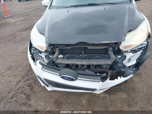 30088702 :رقم المزاد ، 1FAHP3F26CL326144 vin ، 2012 Ford Focus Se مزاد بيع