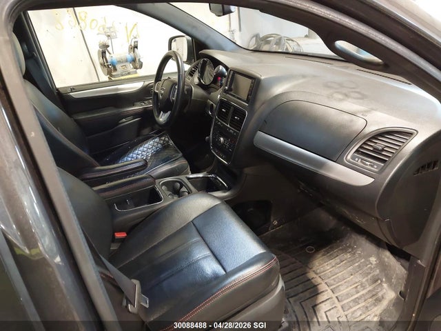 30088488 :رقم المزاد ، 2C4RDGEG9FR605367 vin ، 2015 Dodge Grand Caravan R/t مزاد بيع