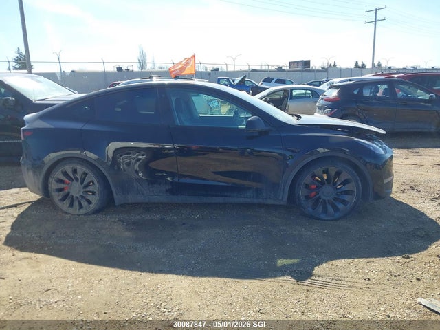 Tesla Model Y 2022 7SAYGDEFXNF391219 Image 14