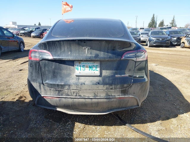 Tesla Model Y 2022 7SAYGDEFXNF391219 Image 17
