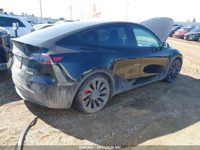 Tesla Model Y 2022 7SAYGDEFXNF391219 Image 4