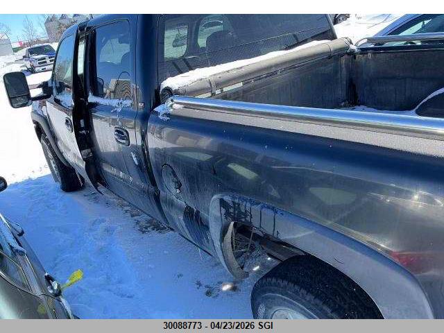 Aukcja sprzedaży 2004 Gmc Sierra K2500 Crew Cab, vin: 1GTGK23UX4F137114, numer aukcji: 30088773
